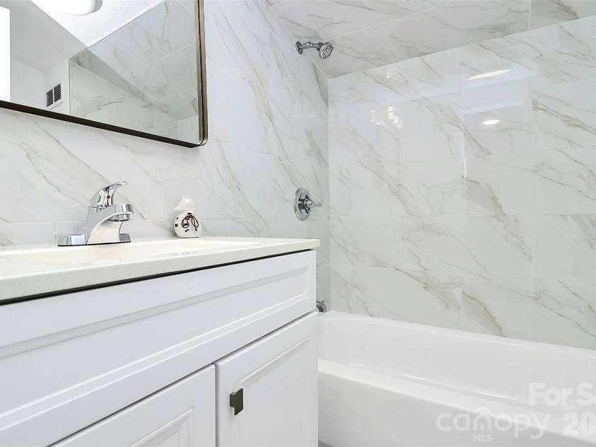 511 Oakwood Avenue, Albemarle, NC 28001.  MLS# CAR4334916, YatesRealty ID 4529. 