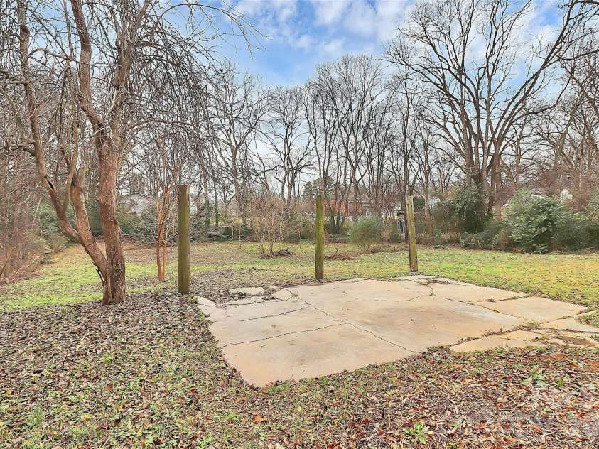 511 Oakwood Avenue, Albemarle, NC 28001.  MLS# CAR4334916, YatesRealty ID 4529. 