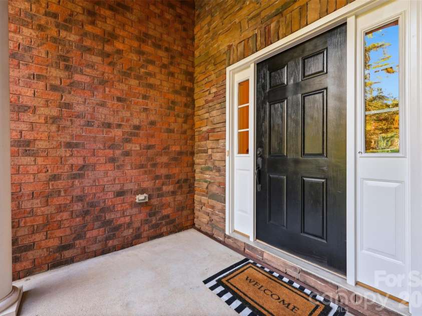 254 Streamside Place, Mooresville, NC 28115.  MLS# CAR4415969, YatesRealty ID 45291. 