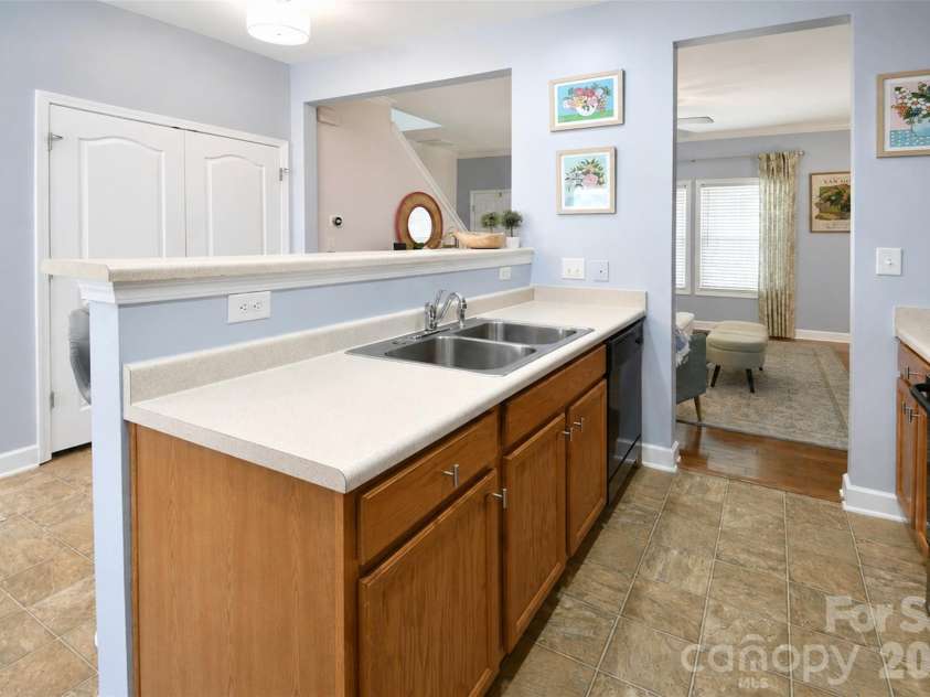 13039 Windy Lea Lane, Huntersville, NC 28078.  MLS# CAR4416176, YatesRealty ID 45294. 