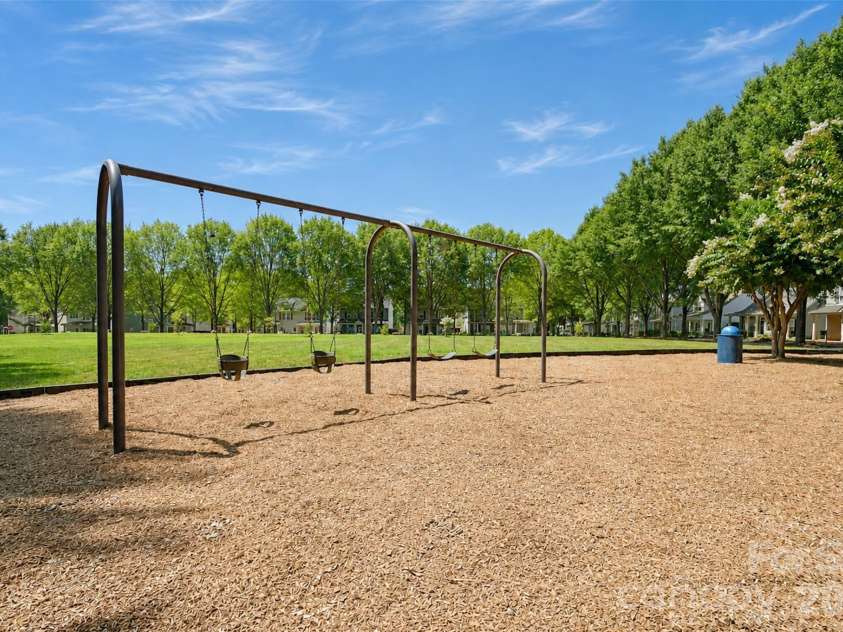 13039 Windy Lea Lane, Huntersville, NC 28078.  MLS# CAR4416176, YatesRealty ID 45294. 