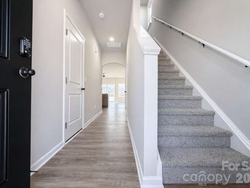 5913 Wallace Avenue, Charlotte, NC 28227.  MLS# CAR4416195, YatesRealty ID 45296. 