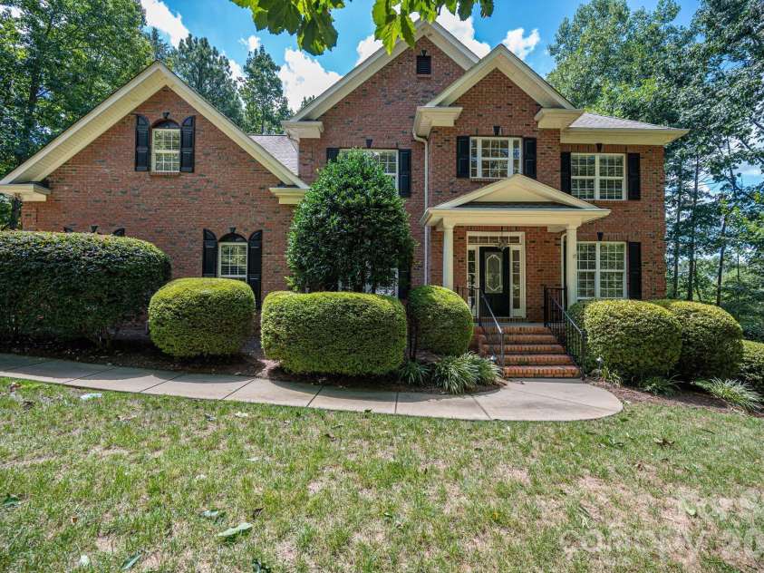 4108 Whim Shaft Drive, Lincolnton, NC 28092.  MLS# CAR4415409, YatesRealty ID 45297. Front Center View