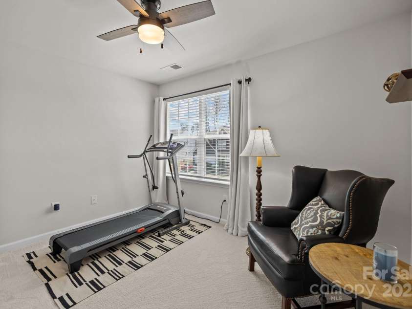 15122 Lake Ridge Road, Charlotte, NC 28278.  MLS# CAR4242300, YatesRealty ID 4530. 