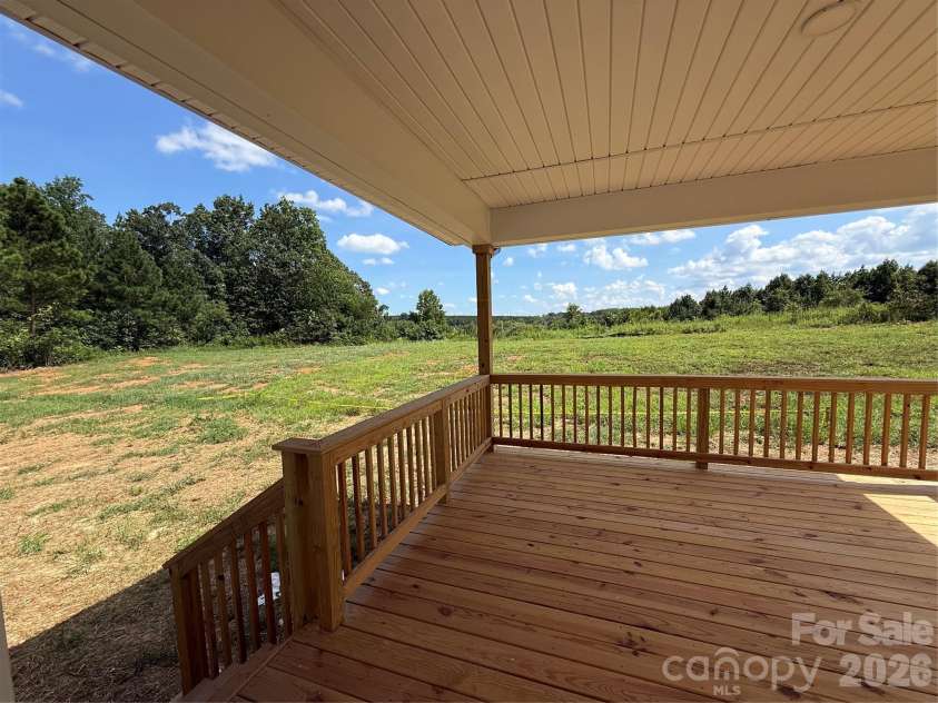 158 Kerr Walk Drive, Statesville, NC 28677.  MLS# CAR4415227, YatesRealty ID 45300. 16x14 covered deck