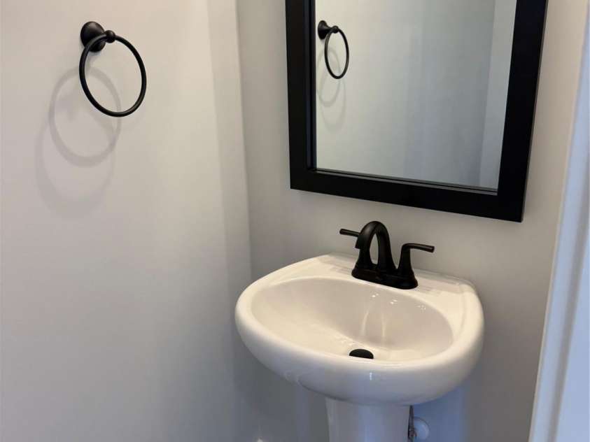 158 Kerr Walk Drive, Statesville, NC 28677.  MLS# CAR4415227, YatesRealty ID 45300. Half bathroom on Main level