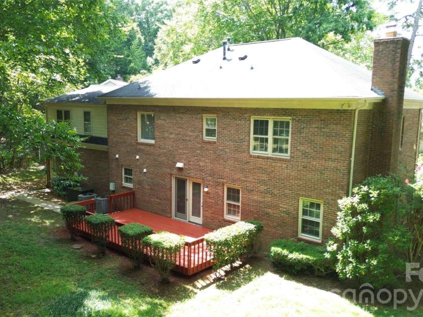 4002 Trehurst Court, Charlotte, NC 28269.  MLS# CAR4414911, YatesRealty ID 45305. 