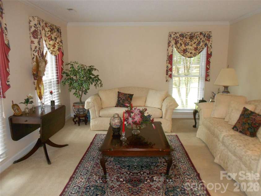 4002 Trehurst Court, Charlotte, NC 28269.  MLS# CAR4414911, YatesRealty ID 45305. 