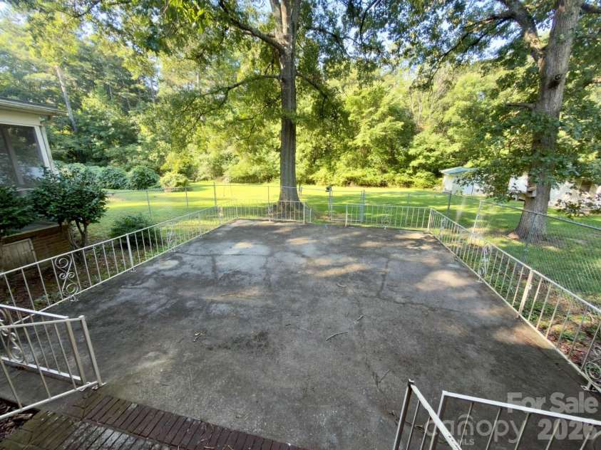 231 Lambert Road, Biscoe, NC 27209.  MLS# CAR4415698, YatesRealty ID 45306. 