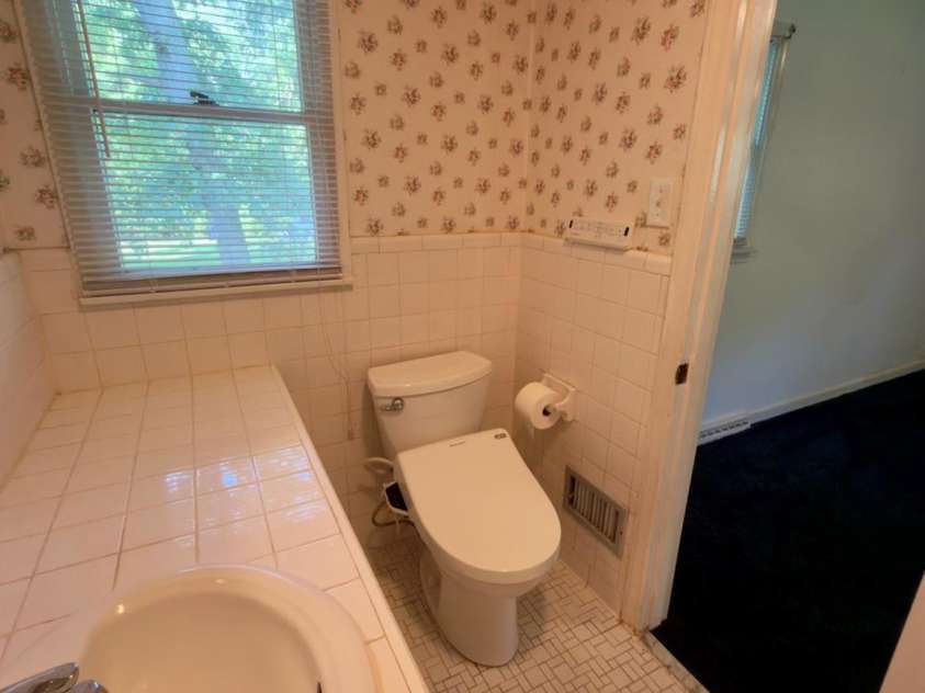 231 Lambert Road, Biscoe, NC 27209.  MLS# CAR4415698, YatesRealty ID 45306. 