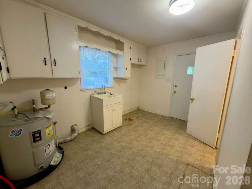 231 Lambert Road, Biscoe, NC 27209.  MLS# CAR4415698, YatesRealty ID 45306. 