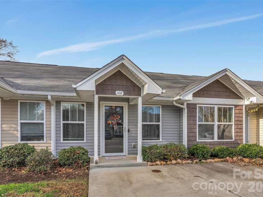 108 Lassiter Court, Mount Holly, NC 28120.  MLS# CAR4356417, YatesRealty ID 4531. 