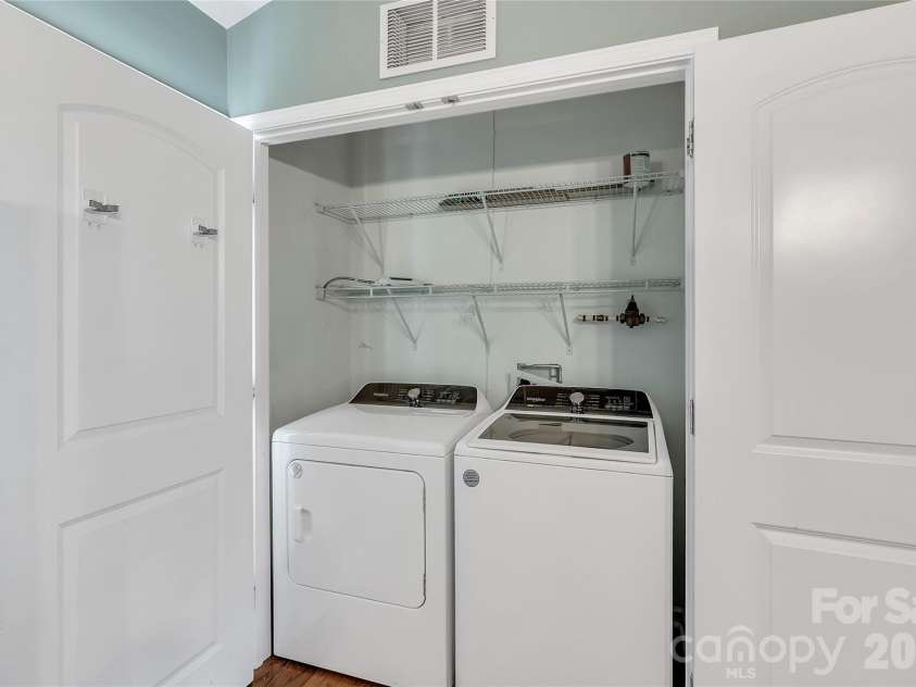 108 Lassiter Court, Mount Holly, NC 28120.  MLS# CAR4356417, YatesRealty ID 4531. 