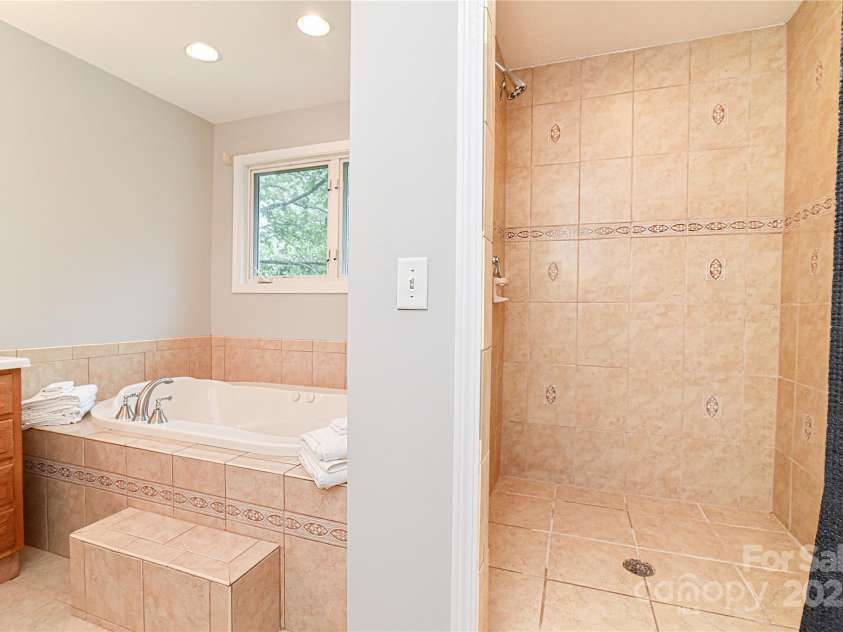 210 Craggy Street, Black Mountain, NC 28711.  MLS# CAR4238404, YatesRealty ID 4531. 