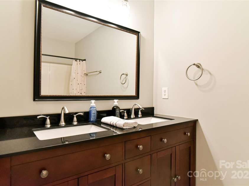 210 Craggy Street, Black Mountain, NC 28711.  MLS# CAR4238404, YatesRealty ID 4531. 