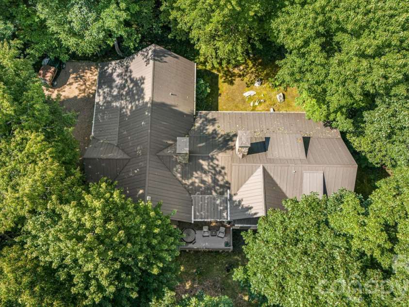 21 Corkscrew Way, Sylva, NC 28779.  MLS# CAR4415354, YatesRealty ID 45312. 