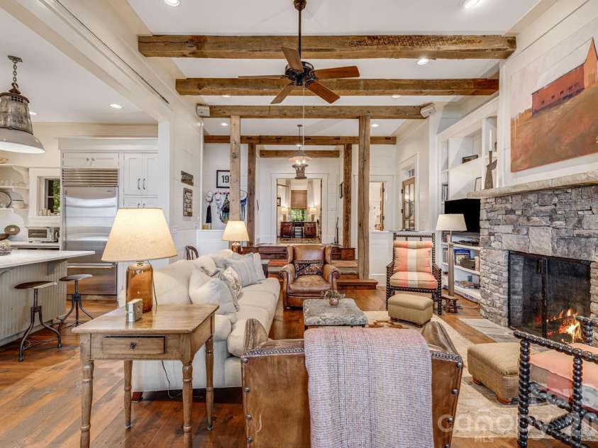 21 Corkscrew Way, Sylva, NC 28779.  MLS# CAR4415354, YatesRealty ID 45312. 