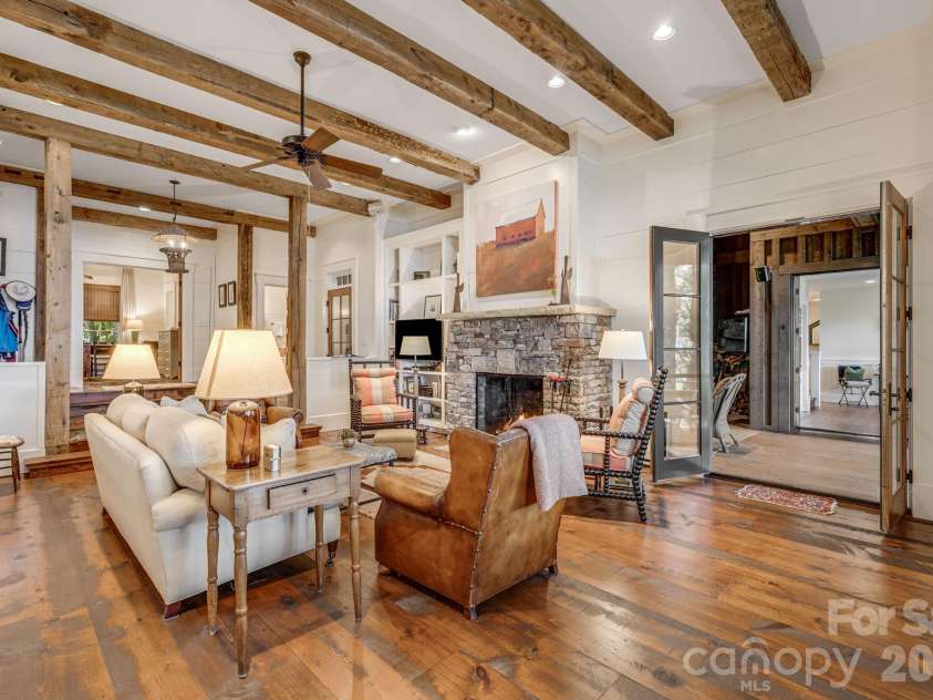 21 Corkscrew Way, Sylva, NC 28779.  MLS# CAR4415354, YatesRealty ID 45312. 