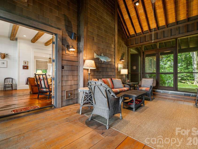 21 Corkscrew Way, Sylva, NC 28779.  MLS# CAR4415354, YatesRealty ID 45312. 
