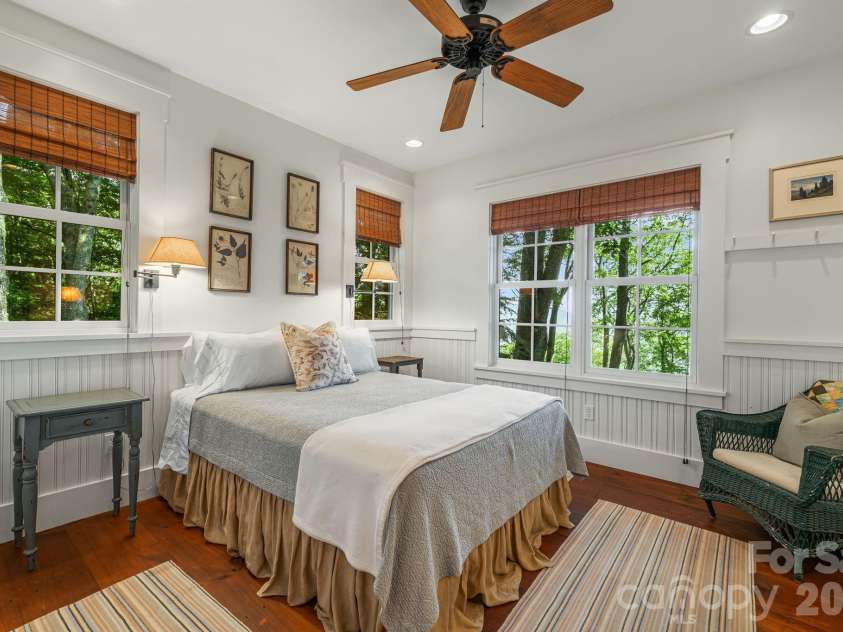 21 Corkscrew Way, Sylva, NC 28779.  MLS# CAR4415354, YatesRealty ID 45312. 