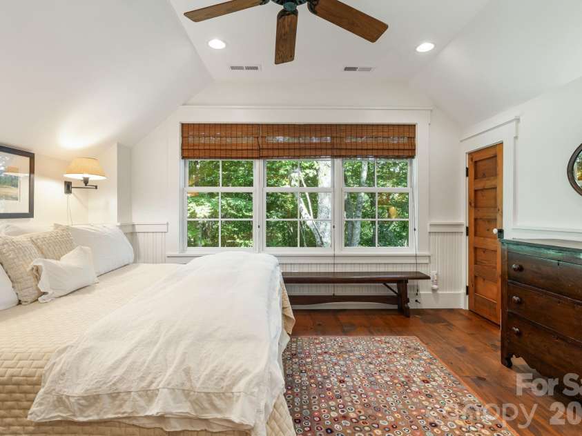 21 Corkscrew Way, Sylva, NC 28779.  MLS# CAR4415354, YatesRealty ID 45312. 