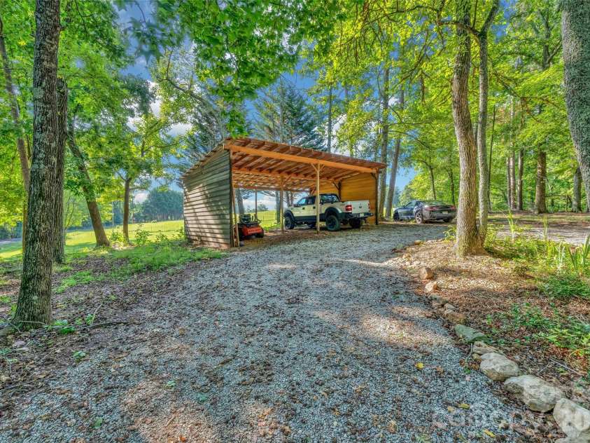 2440 Mount Lebanon Road, Campobello, SC 29322.  MLS# CAR4416231, YatesRealty ID 45313. Backyard