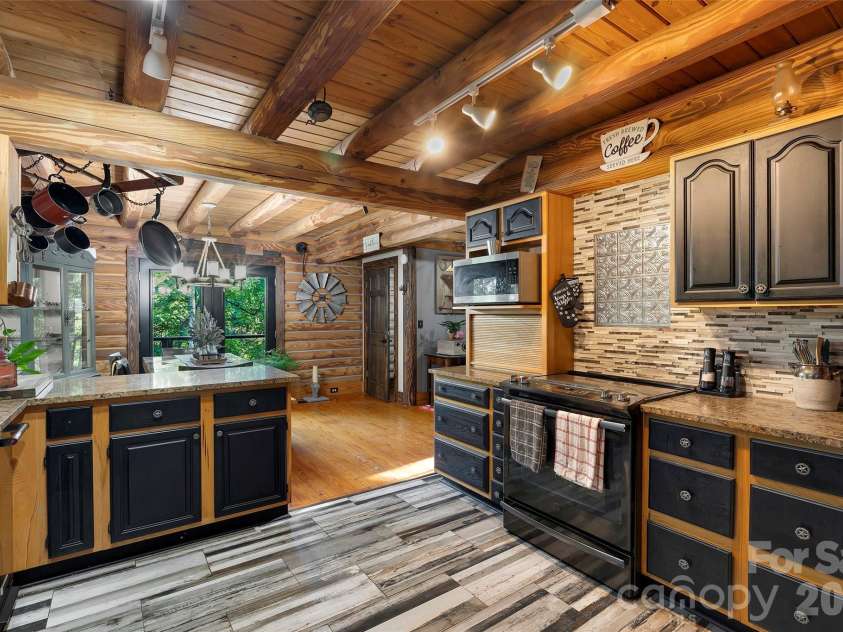 2440 Mount Lebanon Road, Campobello, SC 29322.  MLS# CAR4416231, YatesRealty ID 45313. Bonus