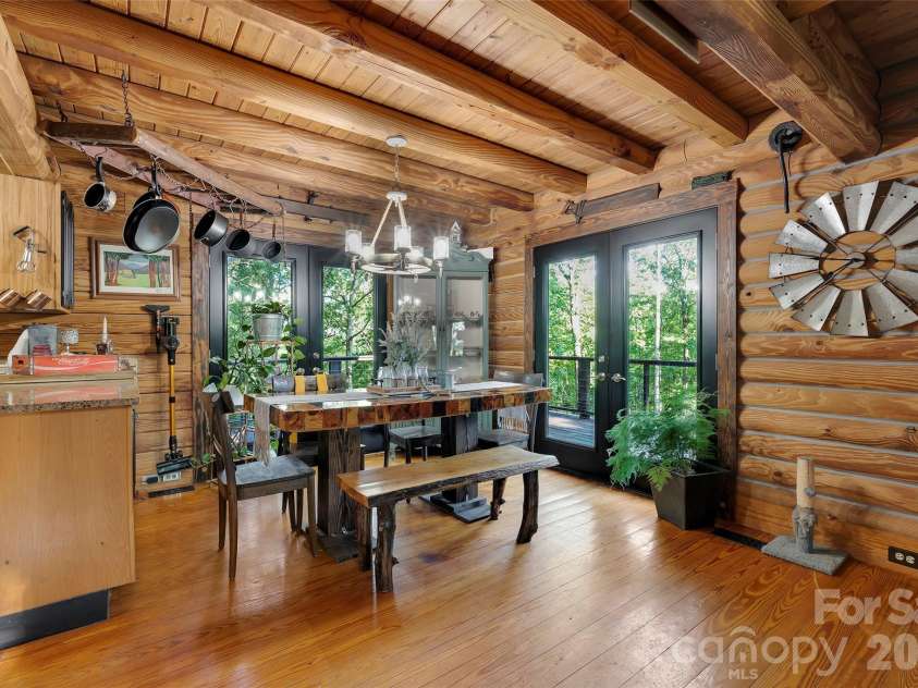 2440 Mount Lebanon Road, Campobello, SC 29322.  MLS# CAR4416231, YatesRealty ID 45313. Dining Room