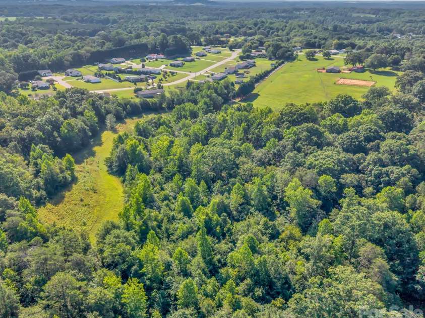 2440 Mount Lebanon Road, Campobello, SC 29322.  MLS# CAR4416231, YatesRealty ID 45313. Full Lot