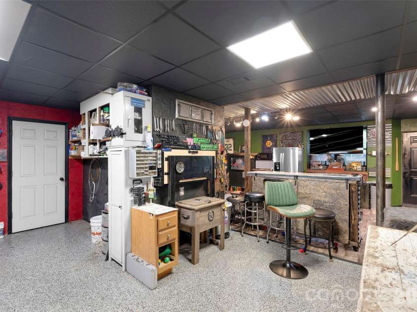 2440 Mount Lebanon Road, Campobello, SC 29322.  MLS# CAR4416231, YatesRealty ID 45313. Workshop