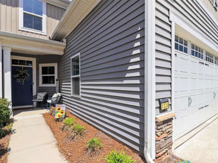 1324 Kristy Lynn Drive, Monroe, NC 28110.  MLS# CAR4416100, YatesRealty ID 45314. 