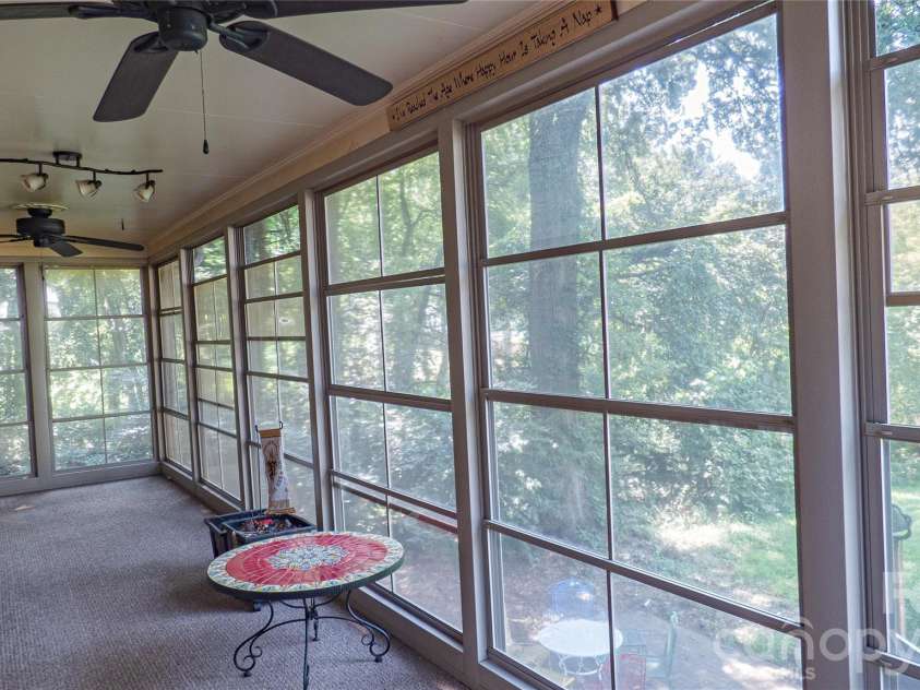 115 Rainbow Lane, Mooresville, NC 28117.  MLS# CAR4413654, YatesRealty ID 45316. 