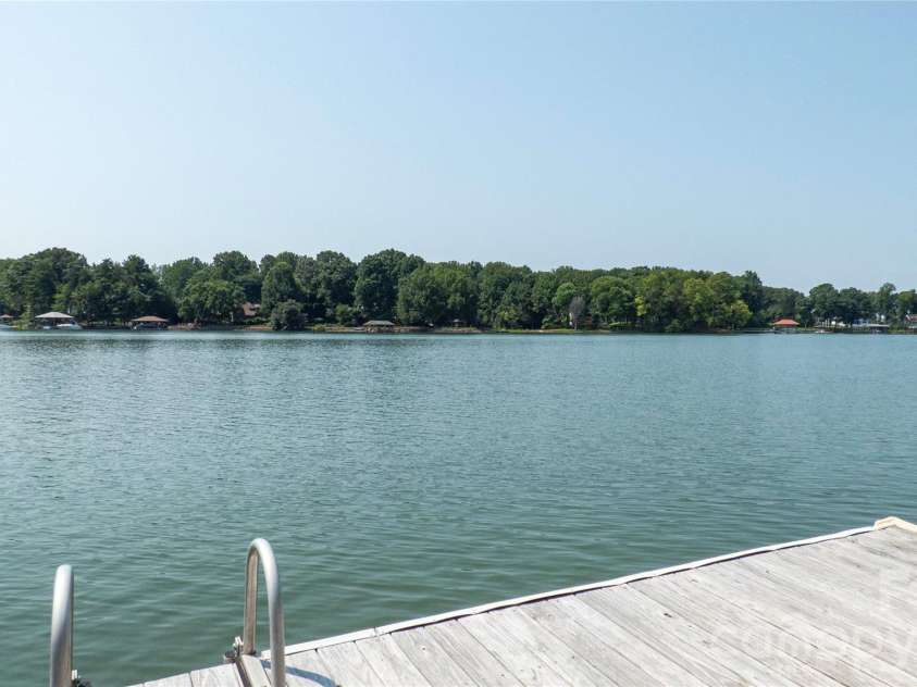 115 Rainbow Lane, Mooresville, NC 28117.  MLS# CAR4413654, YatesRealty ID 45316. Property's Private Dock