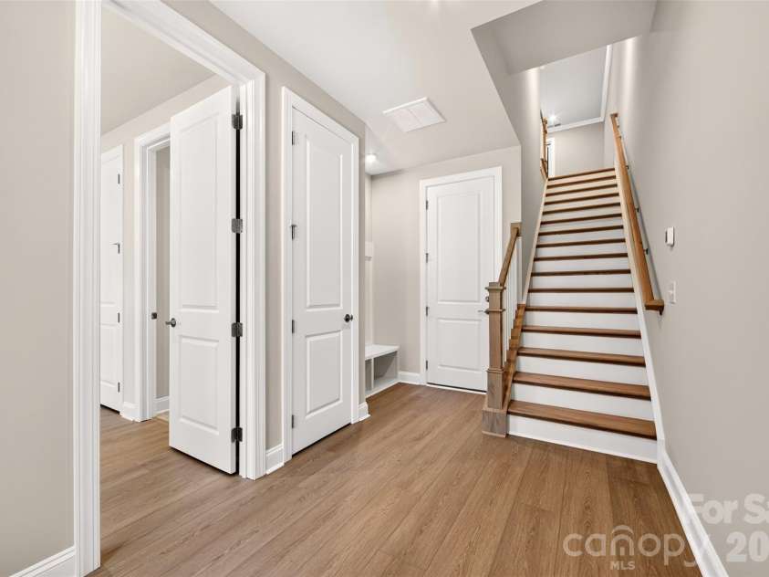 6008 Yellow Buckeye Drive, Charlotte, NC 28277.  MLS# CAR4396142, YatesRealty ID 45319. Foyer with drop zone
