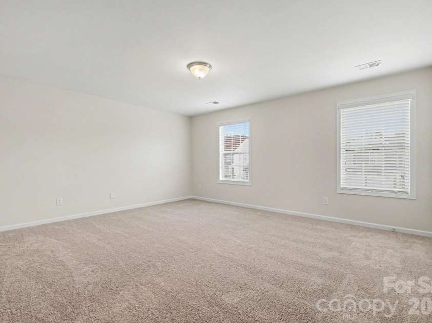 2318 Sonoma Valley Drive, Charlotte, NC 28214.  MLS# CAR4411062, YatesRealty ID 45320. 