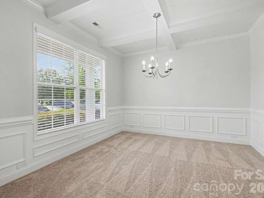 2318 Sonoma Valley Drive, Charlotte, NC 28214.  MLS# CAR4411062, YatesRealty ID 45320. 