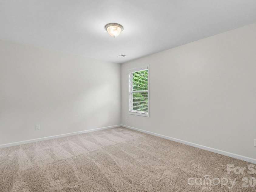 2318 Sonoma Valley Drive, Charlotte, NC 28214.  MLS# CAR4411062, YatesRealty ID 45320. 