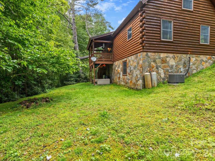 7803 Nc 183 None, Newland, NC 28657.  MLS# CAR4415408, YatesRealty ID 45322. Yard