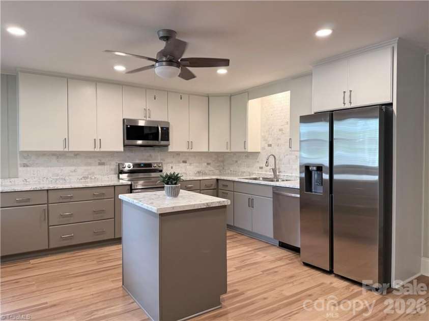 323 Western Boulevard, Lexington, NC 27295.  MLS# CAR4409782, YatesRealty ID 45324. 