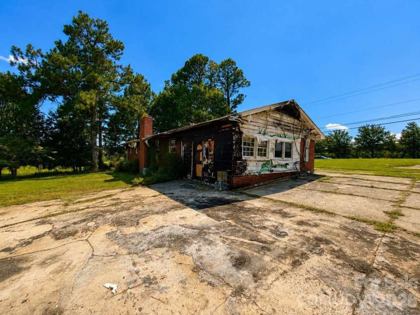10500 Blair Road, Mint Hill, NC 28227.  MLS# CAR4415315, YatesRealty ID 45327. 