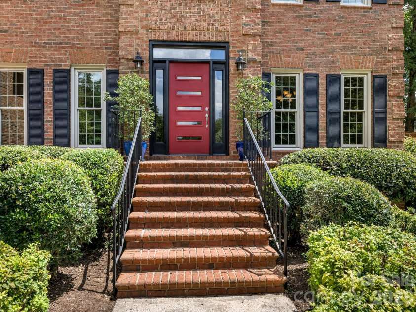 5402 Flowering Dogwood Lane, Charlotte, NC 28270.  MLS# CAR4413846, YatesRealty ID 45329. 