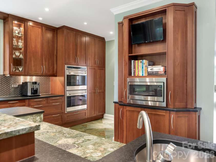 5402 Flowering Dogwood Lane, Charlotte, NC 28270.  MLS# CAR4413846, YatesRealty ID 45329. 