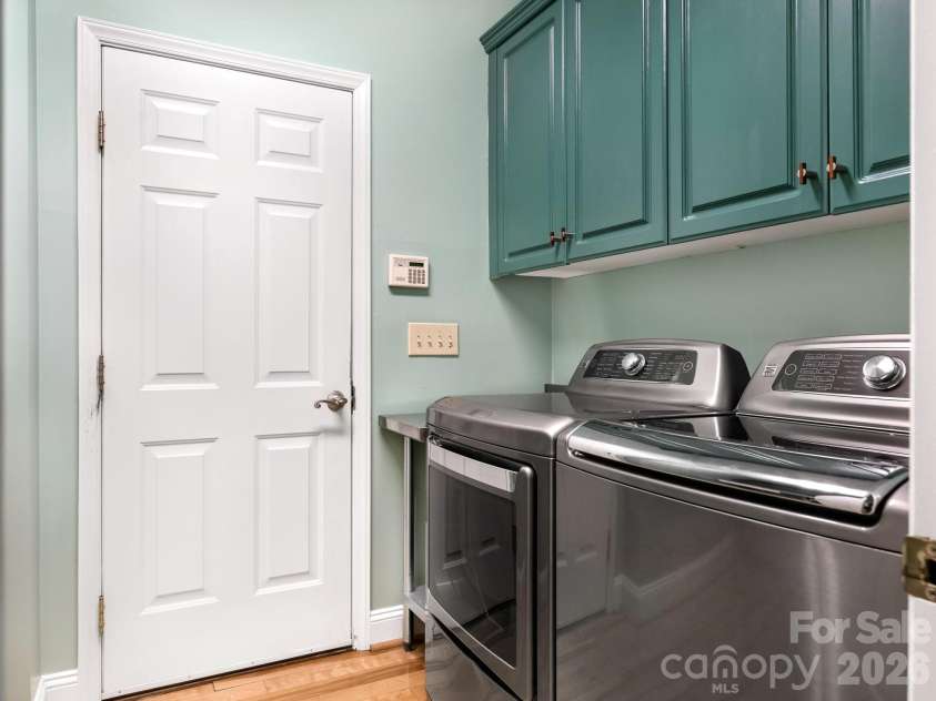 5402 Flowering Dogwood Lane, Charlotte, NC 28270.  MLS# CAR4413846, YatesRealty ID 45329. 