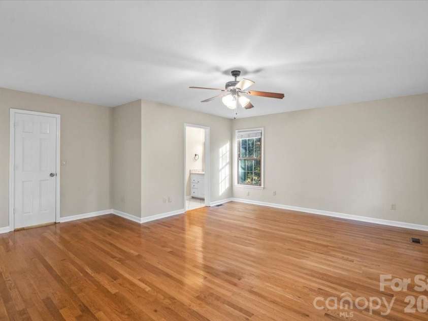 1061 Fairway Drive, Kannapolis, NC 28081.  MLS# CAR4319984, YatesRealty ID 4533. Primary Bedroom