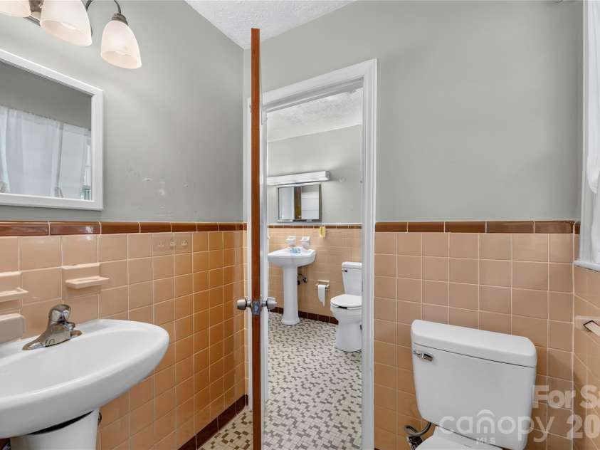 1012 Forest Drive, Marshville, NC 28103.  MLS# CAR4412442, YatesRealty ID 45330. Half Bath off Bedroom 4