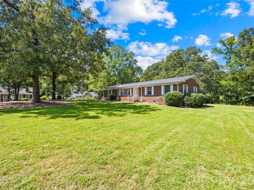 1012 Forest Drive, Marshville, NC 28103.  MLS# CAR4412442, YatesRealty ID 45330. Large Yard