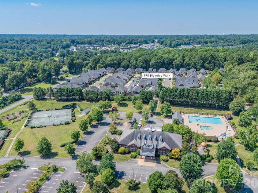 998 Blakeley Walk, Rock Hill, SC 29732.  MLS# CAR4410209, YatesRealty ID 45331. 