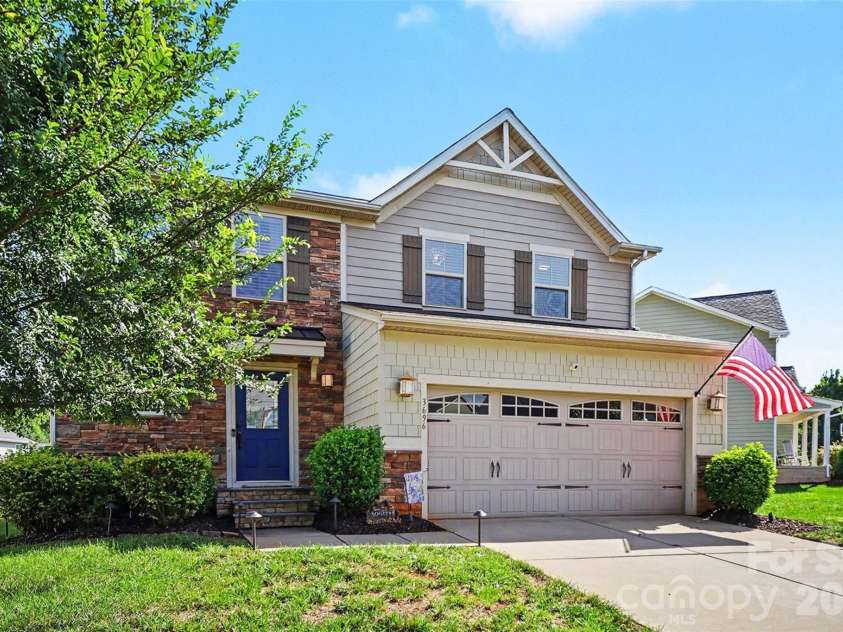 3696 English Garden Drive, Gastonia, NC 28056.  MLS# CAR4415816, YatesRealty ID 45332. 
