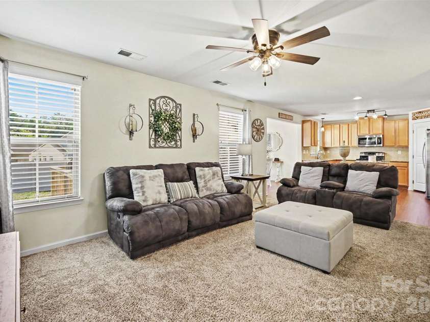 3696 English Garden Drive, Gastonia, NC 28056.  MLS# CAR4415816, YatesRealty ID 45332. 