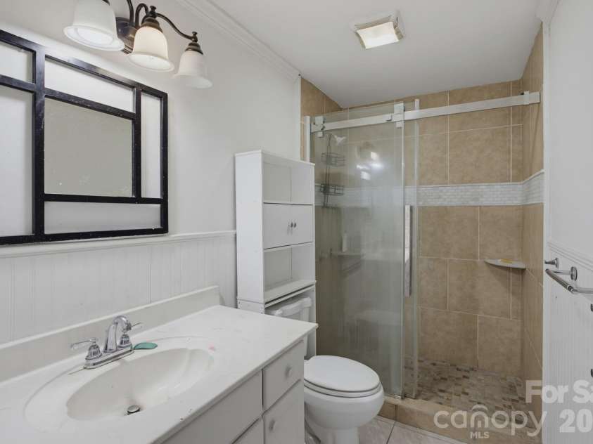 149 Dobbins Street, Wallace, NC 28466.  MLS# CAR4394453, YatesRealty ID 45333. 